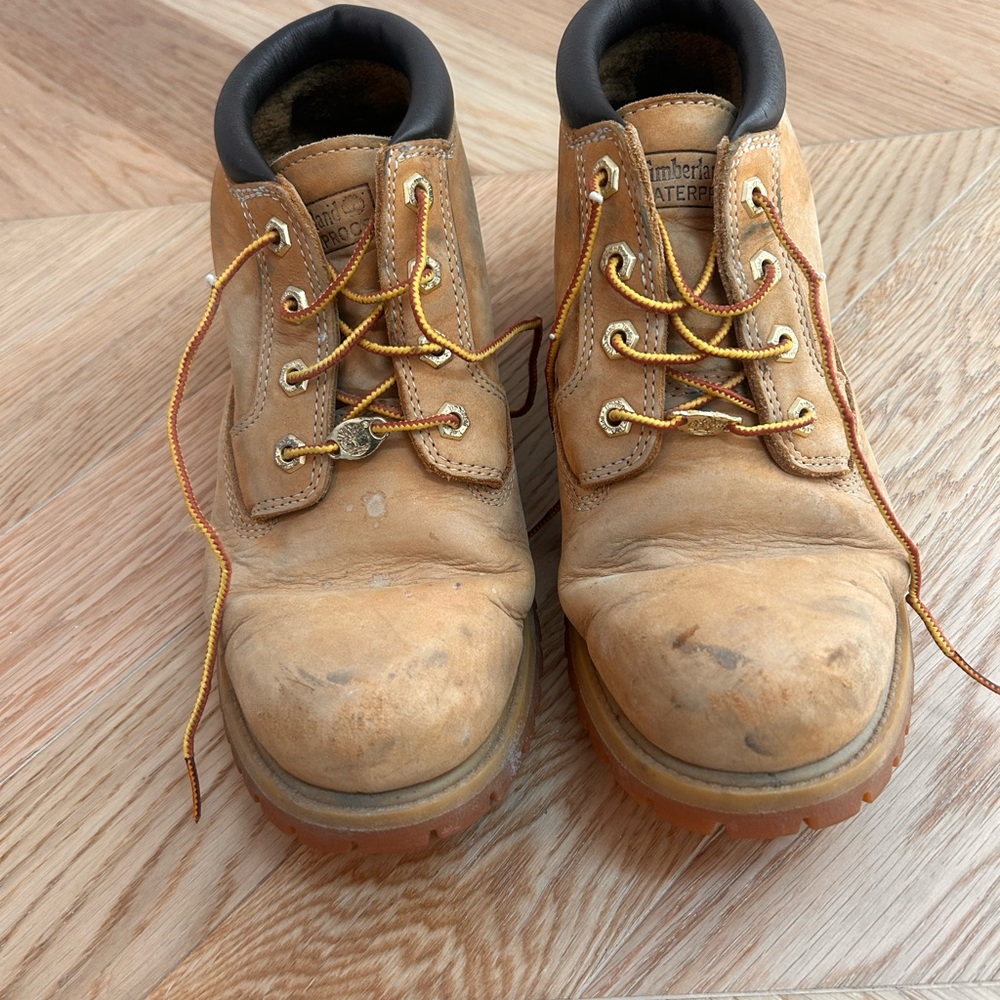 Timberland Woman Tan Leather Boots